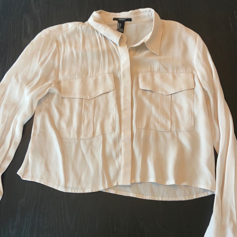 Forever 21 long sleeve crop blouse